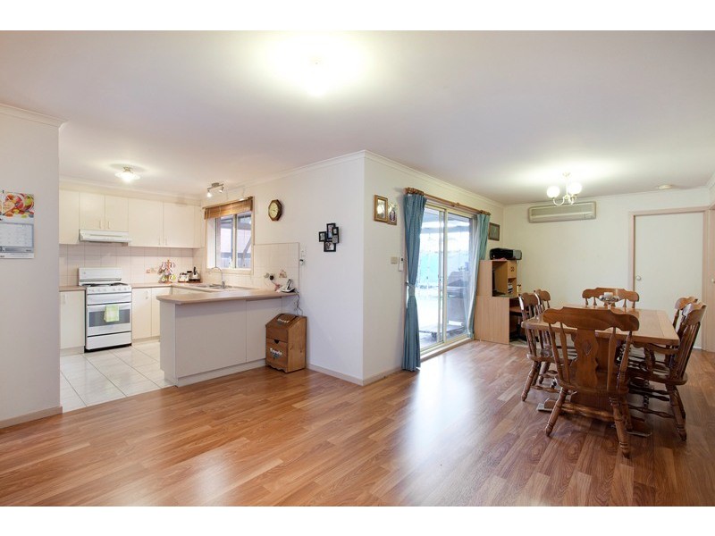 46 Hamilton Drive, Cranbourne North VIC 3977