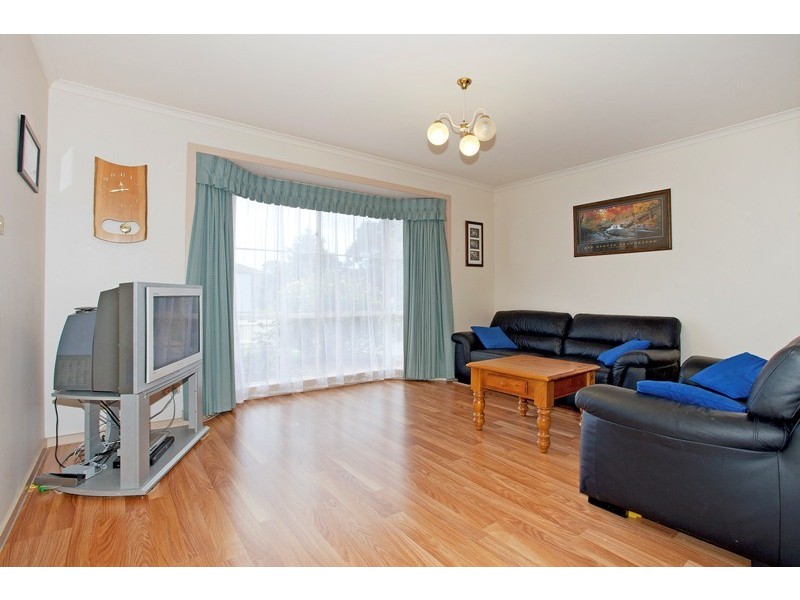 46 Hamilton Drive, Cranbourne North VIC 3977