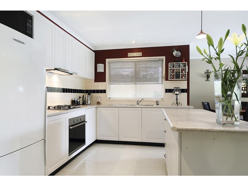 4 Jolimont Place, Narre Warren VIC 3805