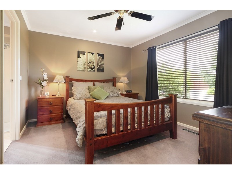 4 Jolimont Place, Narre Warren VIC 3805