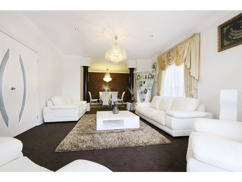 8 Milfull Court, Narre Warren VIC 3805