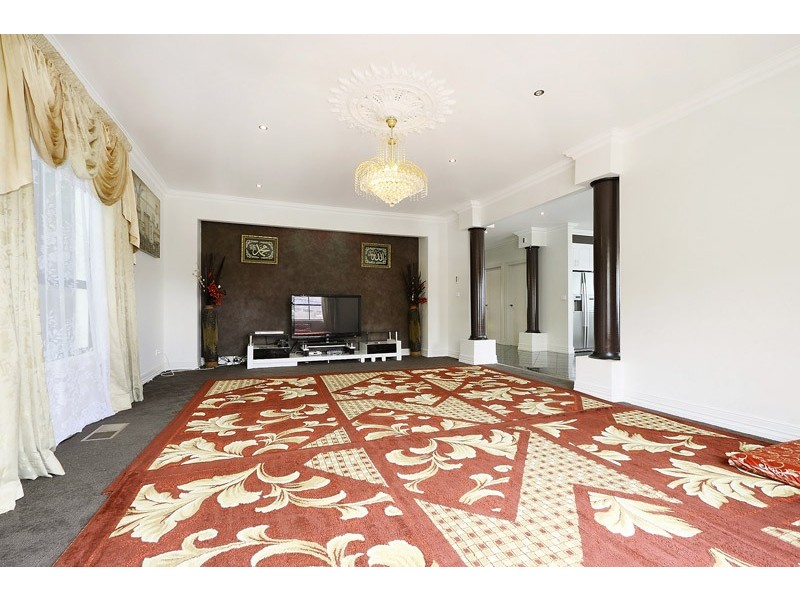 8 Milfull Court, Narre Warren VIC 3805