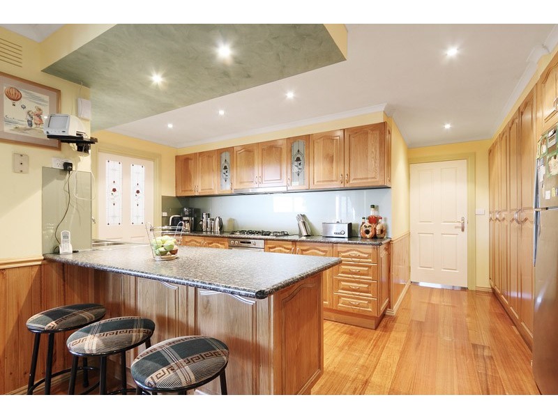 21 Coledale Close, Endeavour Hills VIC 3802