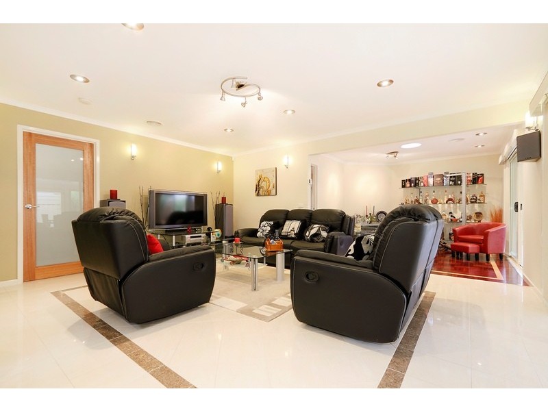 23 Community Parade, Narre Warren South VIC 3805