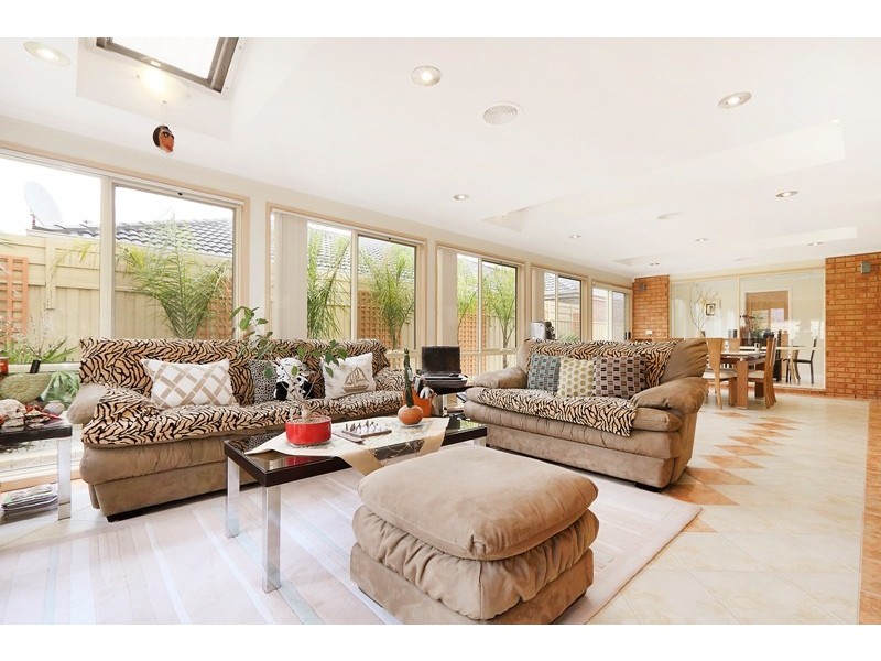 23 Community Parade, Narre Warren South VIC 3805