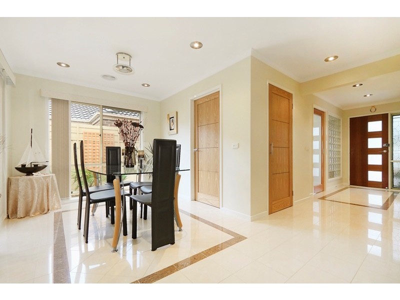 23 Community Parade, Narre Warren South VIC 3805