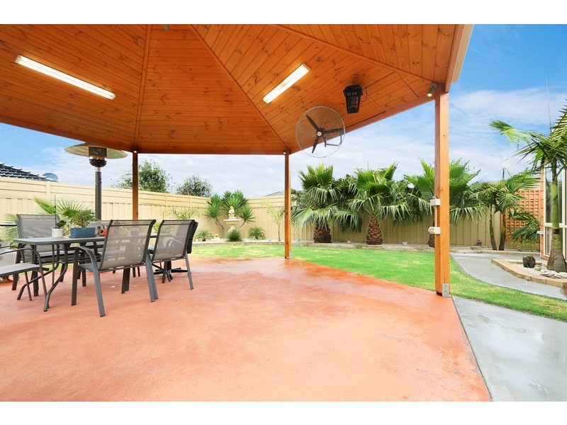 23 Community Parade, Narre Warren South VIC 3805