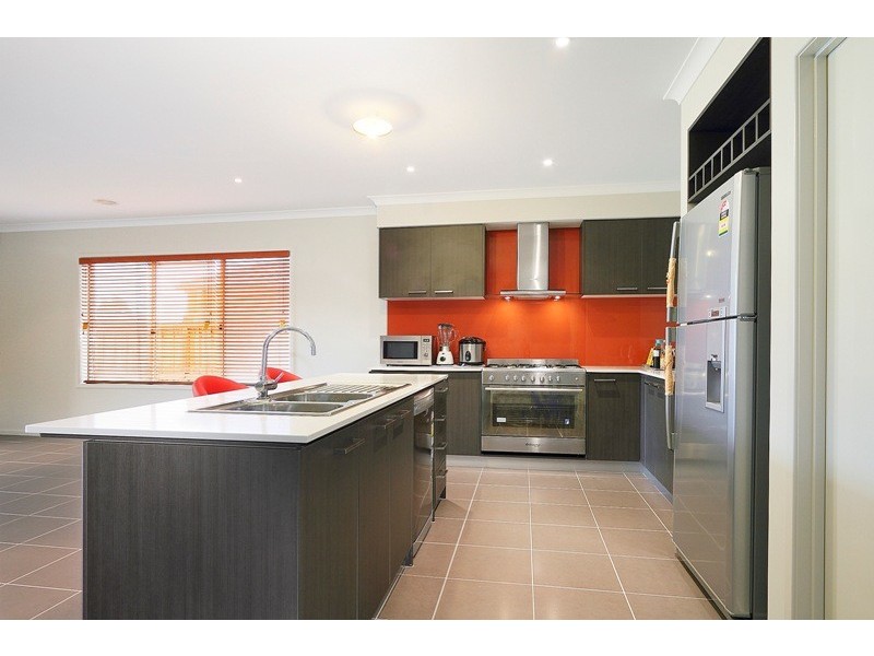 20 Tetrabine Way, Lyndhurst VIC 3975