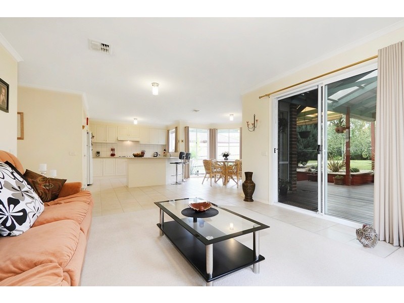 2 Gardenia Court, Narre Warren South VIC 3805