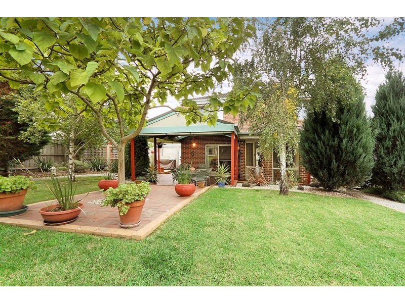 2 Gardenia Court, Narre Warren South VIC 3805
