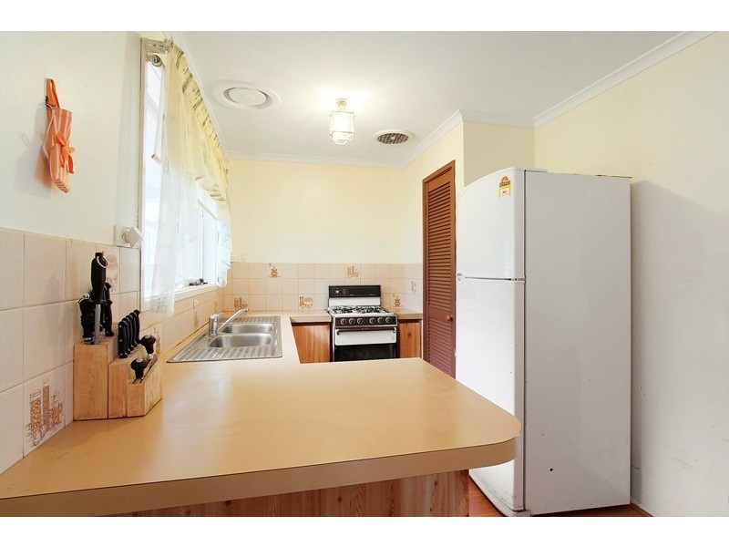 40 Inverness Street, Endeavour Hills VIC 3802