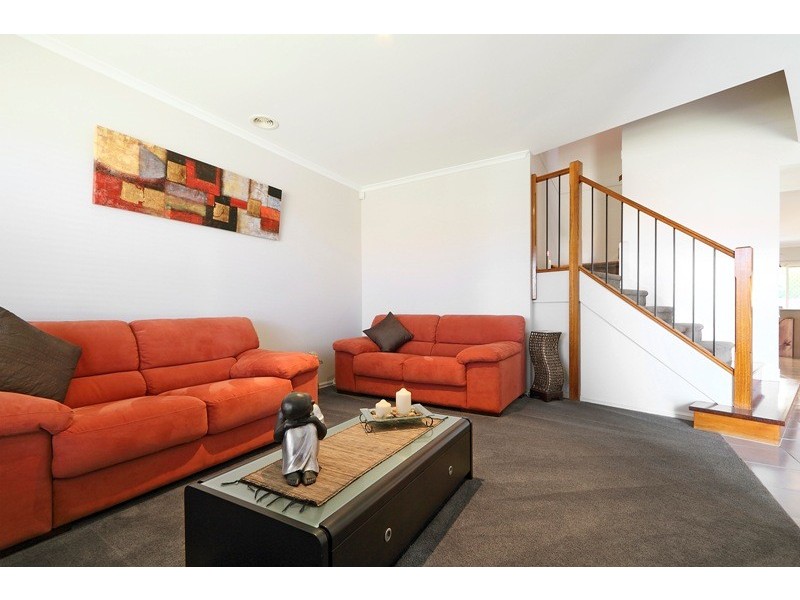 7 Sunhill Way, Berwick VIC 3806