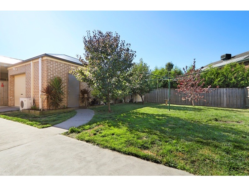 7 Sunhill Way, Berwick VIC 3806