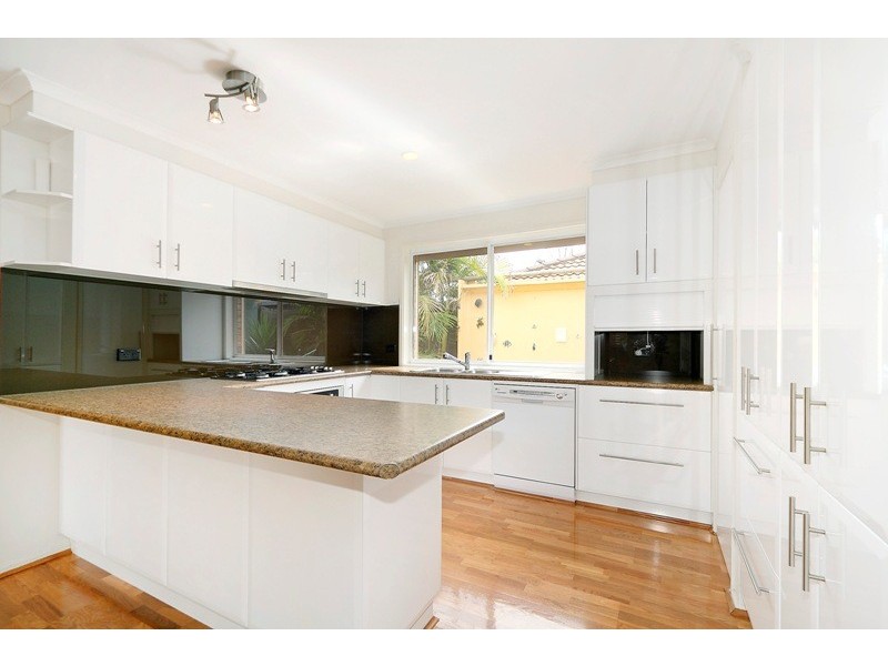 11 Pinnacle Way, Hampton Park VIC 3976