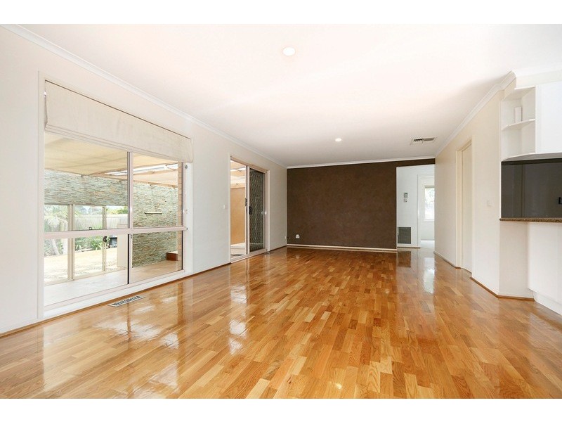 11 Pinnacle Way, Hampton Park VIC 3976