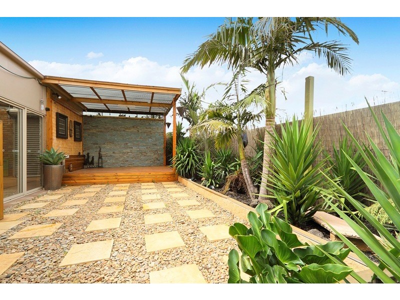 11 Pinnacle Way, Hampton Park VIC 3976