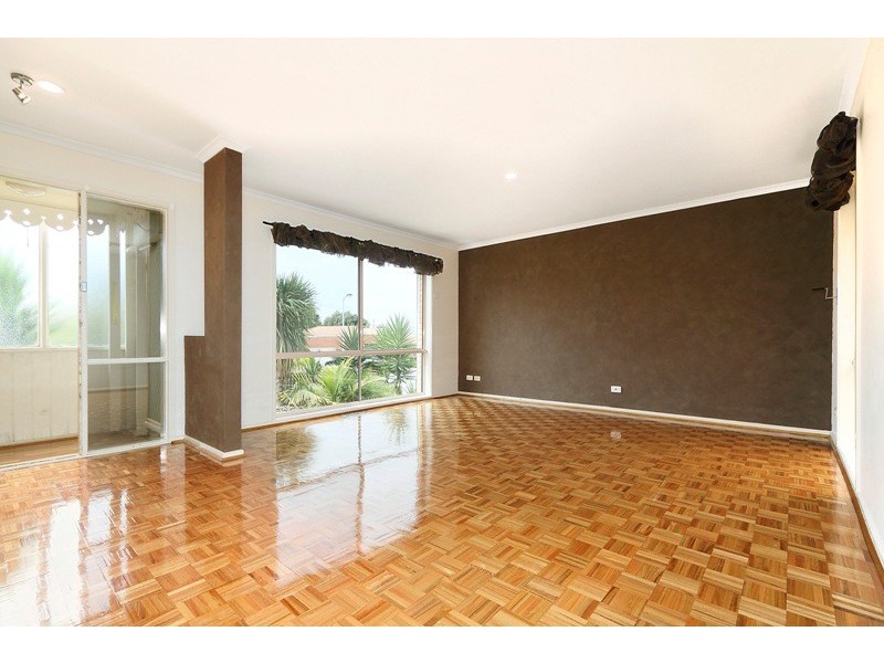 11 Pinnacle Way, Hampton Park VIC 3976