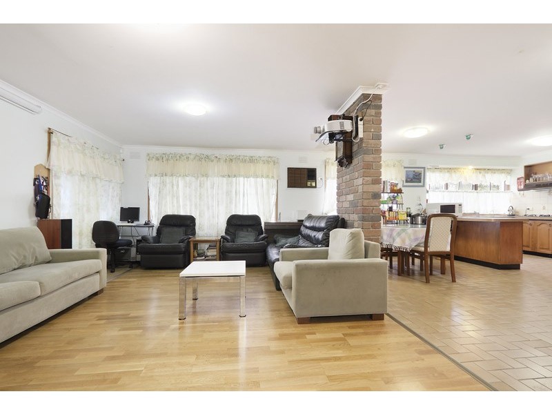 7 Broadwalk Grove, Endeavour Hills VIC 3802