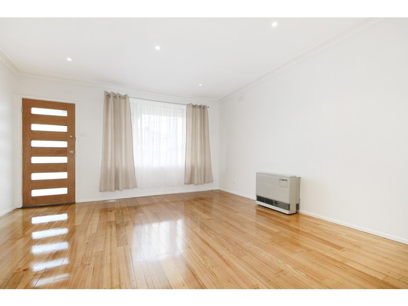 2/76 Hammond Road, Dandenong VIC 3175