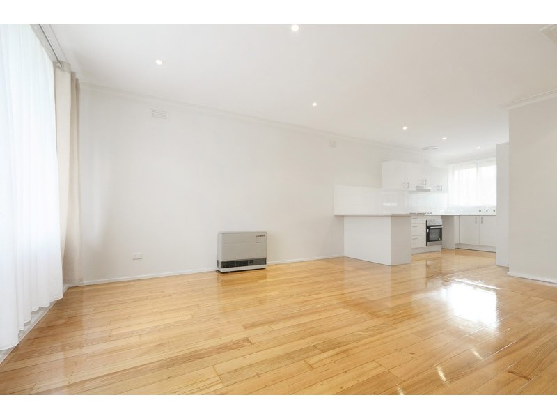 2/76 Hammond Road, Dandenong VIC 3175