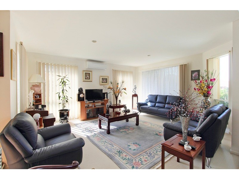 3 Abercairn Drive, Narre Warren South VIC 3805