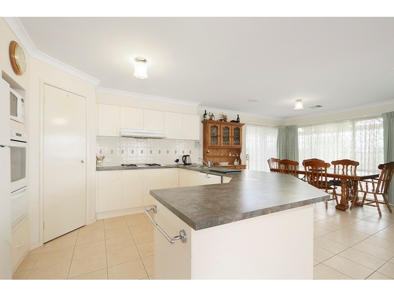 3 Dover Court, Narre Warren South VIC 3805