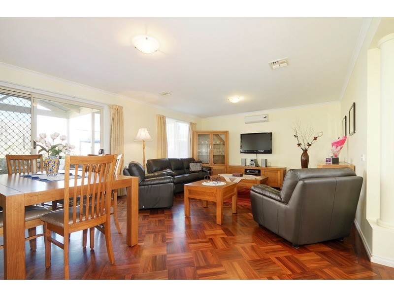 9 Whitehall Court, Narre Warren South VIC 3805