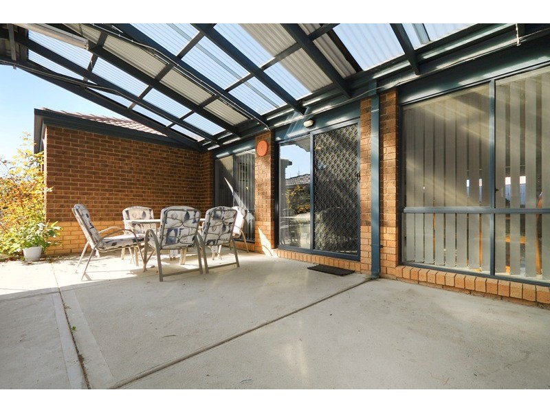 11 Greenock Crescent, Cranbourne East VIC 3977