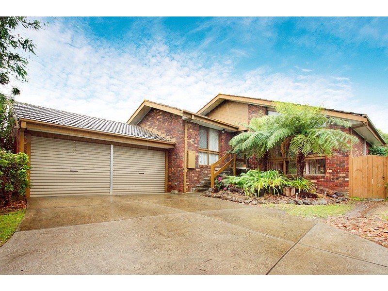 87 John Fawkner Drive, Endeavour Hills VIC 3802