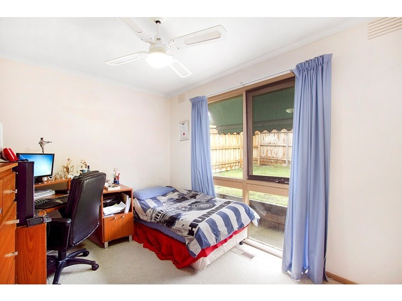 87 John Fawkner Drive, Endeavour Hills VIC 3802