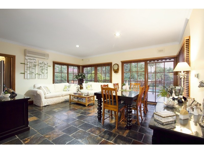 11 Tandderwen Court, Narre Warren North VIC 3804