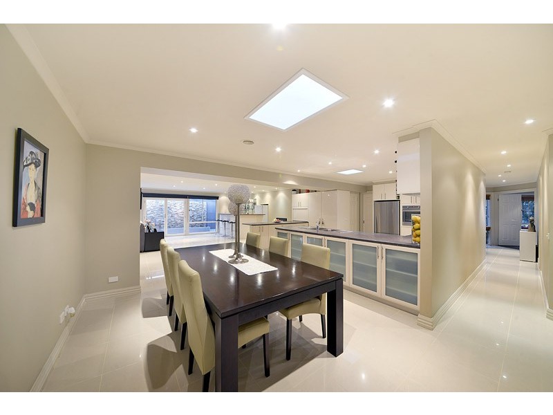 37 Highland Crescent, Narre Warren South VIC 3805