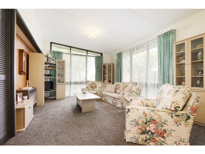 16 Lloyd Avenue, Narre Warren VIC 3805