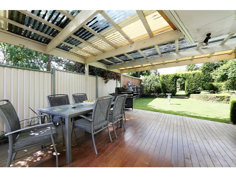 44 Crossdale Rise, Endeavour Hills VIC 3802