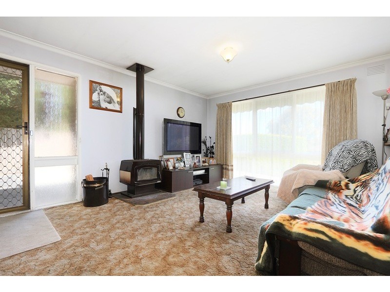 44 Crossdale Rise, Endeavour Hills VIC 3802