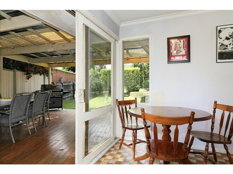 44 Crossdale Rise, Endeavour Hills VIC 3802