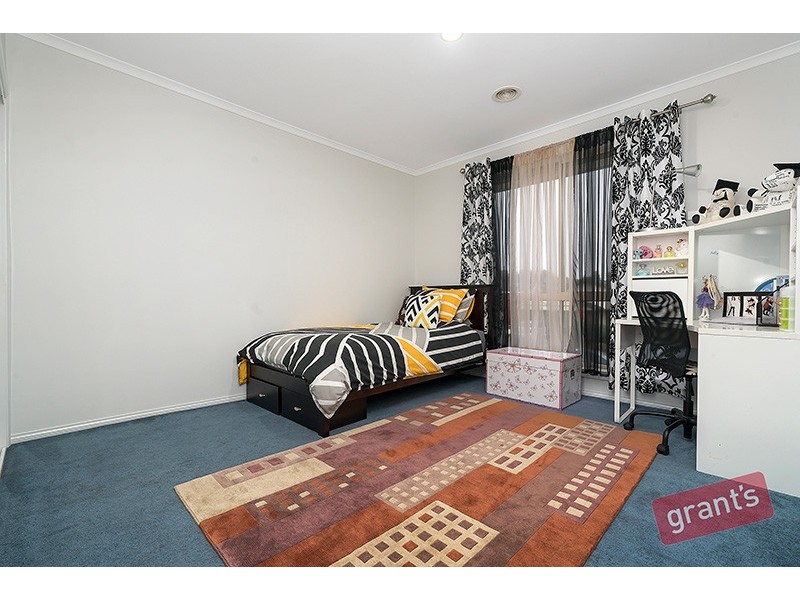 1 Sir Harold Close, Endeavour Hills VIC 3802
