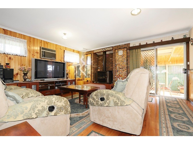 2 Waranga Street, Dandenong North VIC 3175
