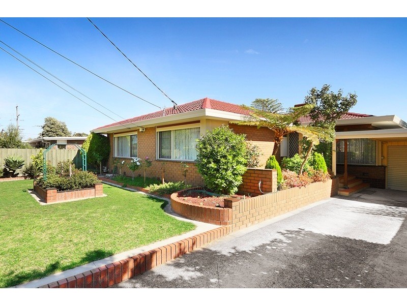 2 Waranga Street, Dandenong North VIC 3175