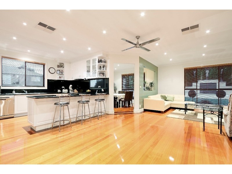 6 The Rise, Narre Warren VIC 3805