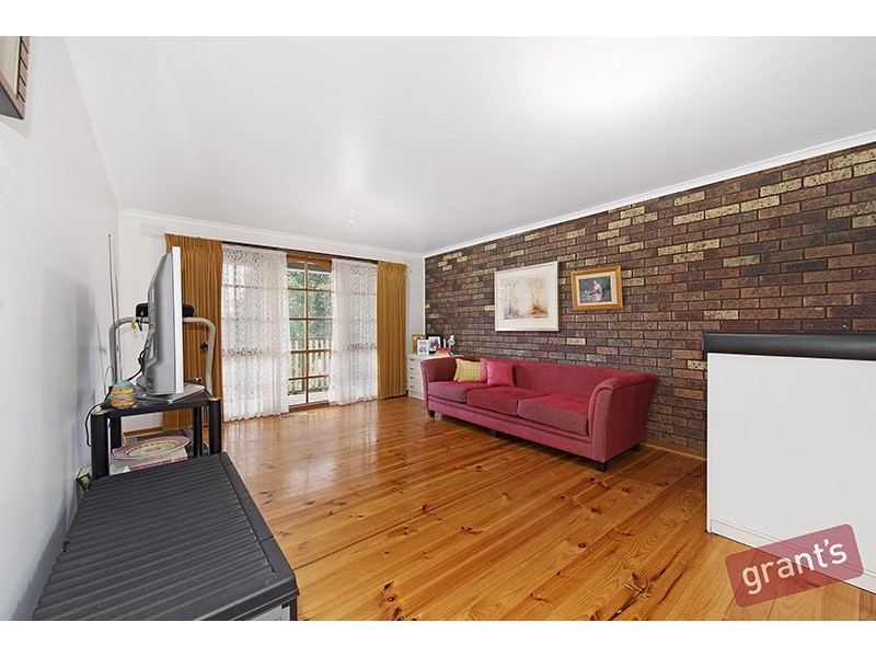 28 William Hovell Drive, Endeavour Hills VIC 3802