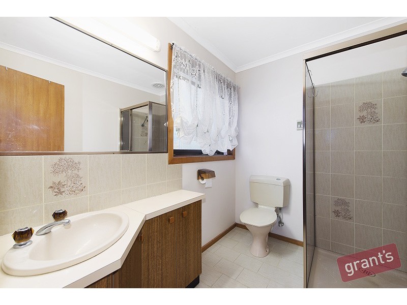 28 William Hovell Drive, Endeavour Hills VIC 3802