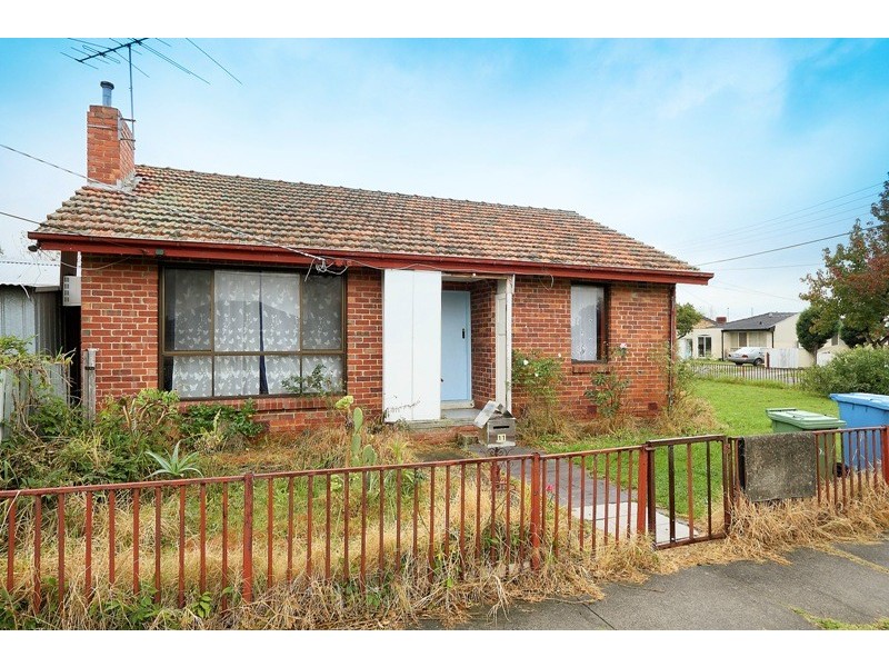 11 Hughes Crescent, Dandenong North VIC 3175