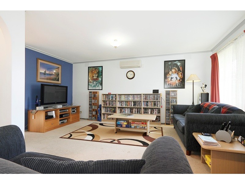 10 Heatherlea Crescent, Narre Warren VIC 3805