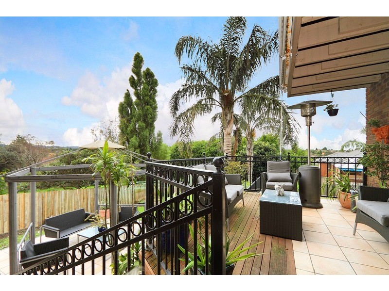 4 Landsborough Close, Endeavour Hills VIC 3802