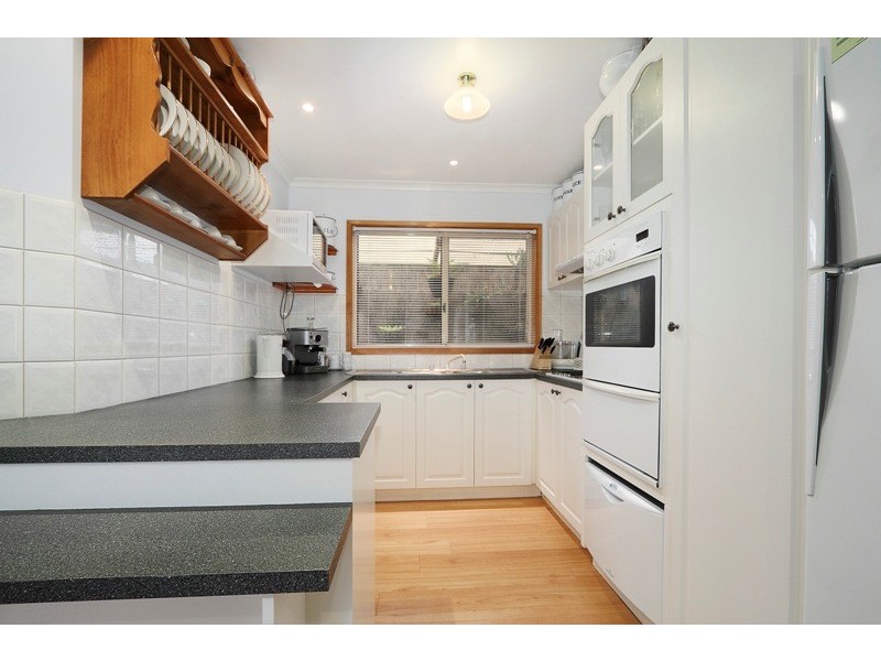 2 Plough Rise, Narre Warren South VIC 3805