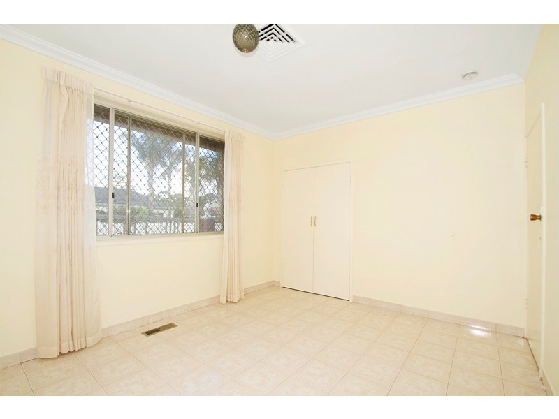 1/11 Fox Street, Dandenong VIC 3175