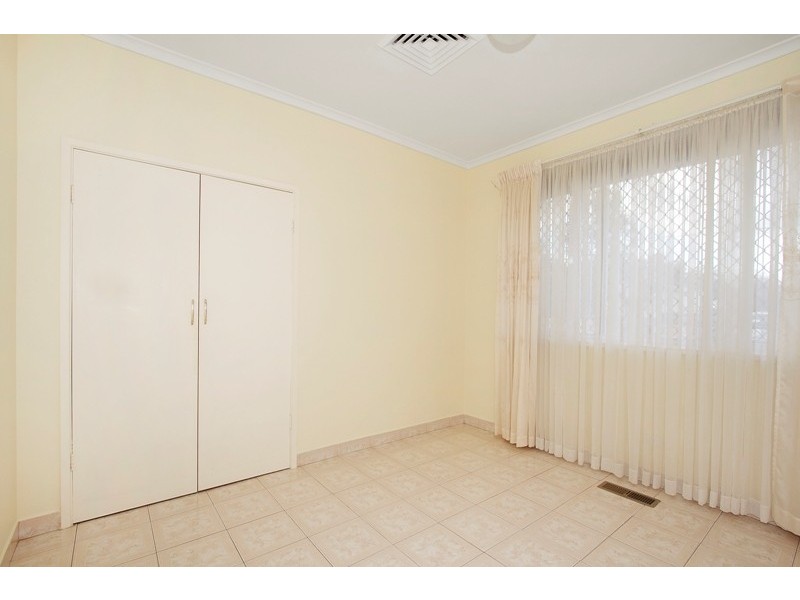 1/11 Fox Street, Dandenong VIC 3175