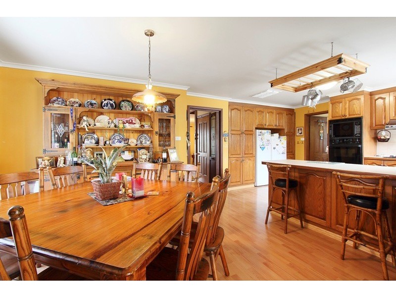 Endeavour Hills VIC 3802