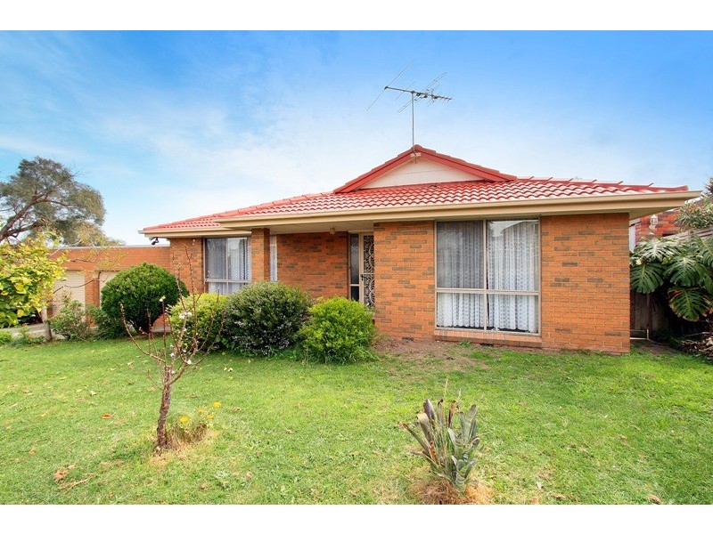 33 Arthur Phillip Drive, Endeavour Hills VIC 3802